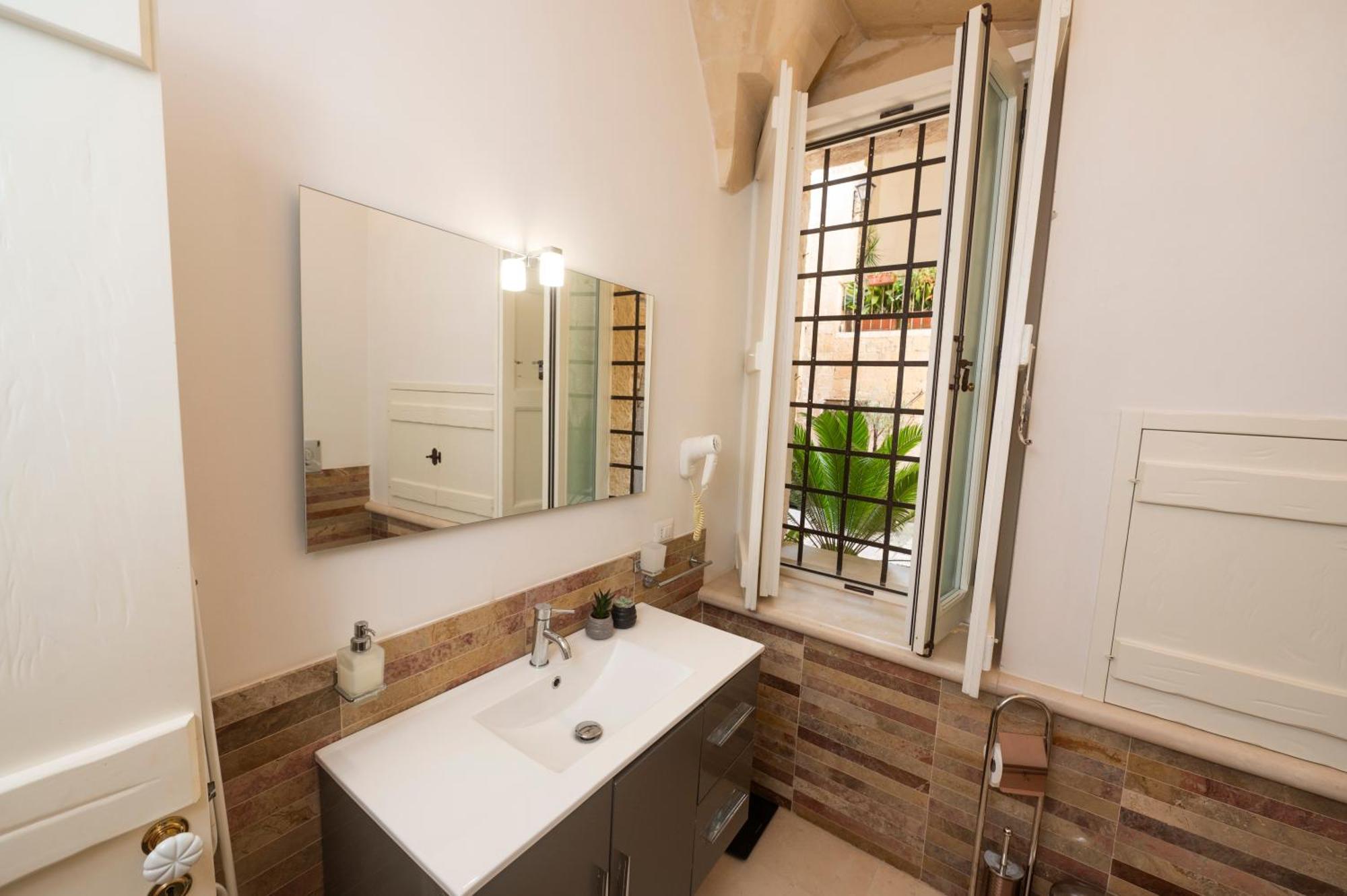 Basseo33 Suite Lecce Luaran gambar